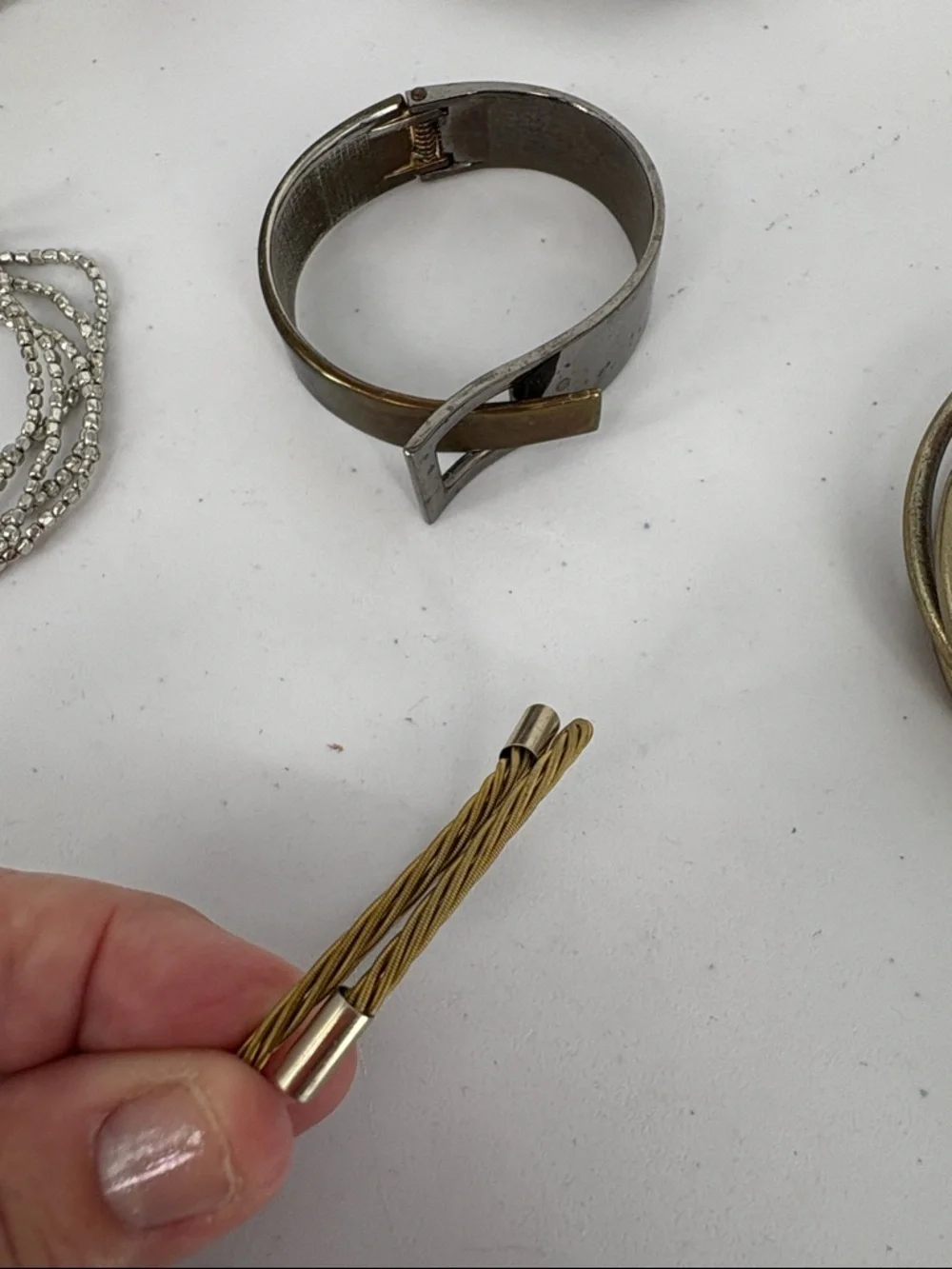 🐯 LOT: Mixed Metal and Enamel Floral Bracelet and Bangle Set etc